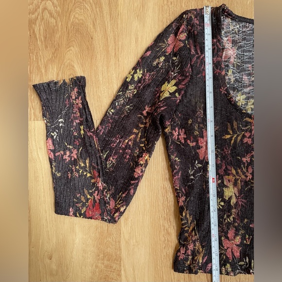 Free People XL floral Angelina top with snaps - Picture 9 of 12